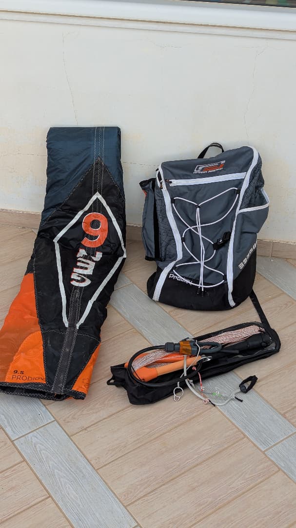 Two Kite sets, light use, good prices 2